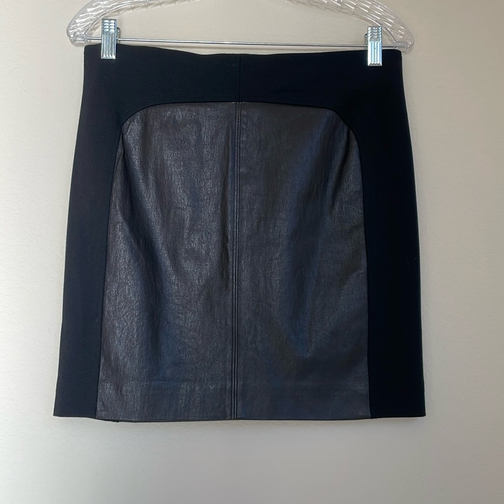 Vince Black Leather Panel Mini Skirt Size 4